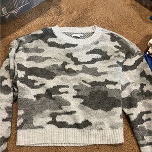 American Eagle Outfitters Light Gray Knit Sweater